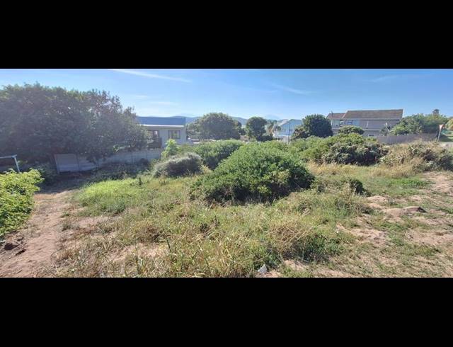 LAND FOR SALE IN FRAAIUITSIG